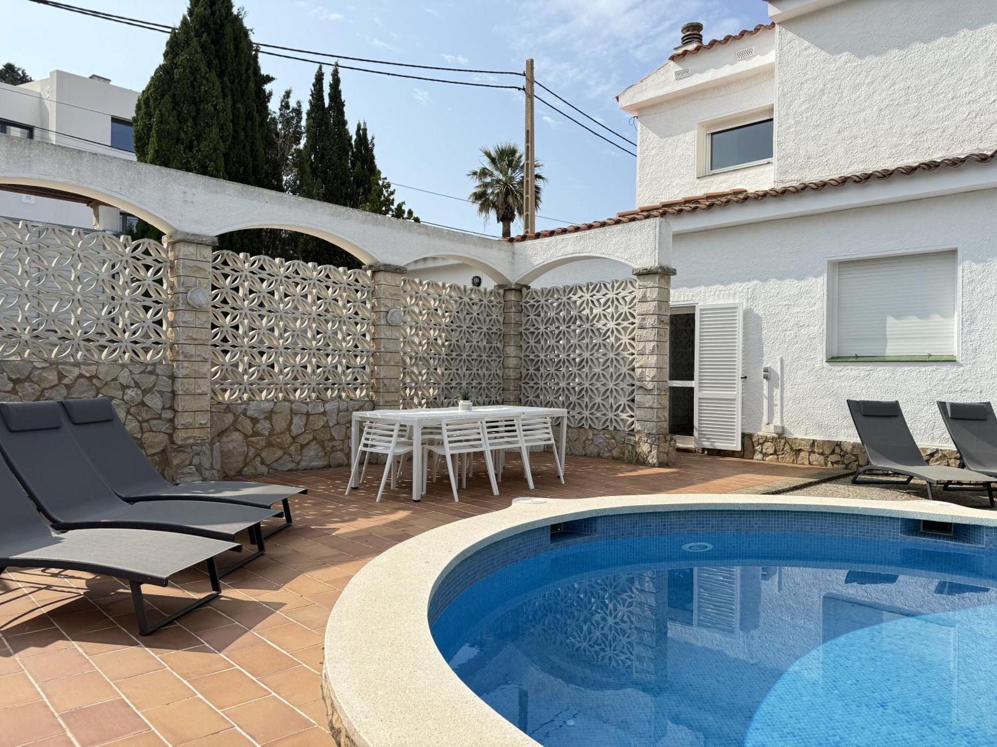 Ferienhaus Agi Grecs Roses